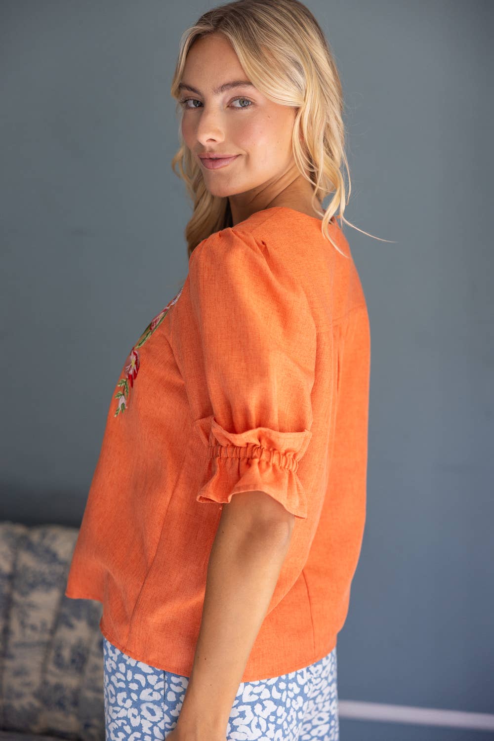 Floral Embroidery Elastic Ruffled Half Sleeve Top