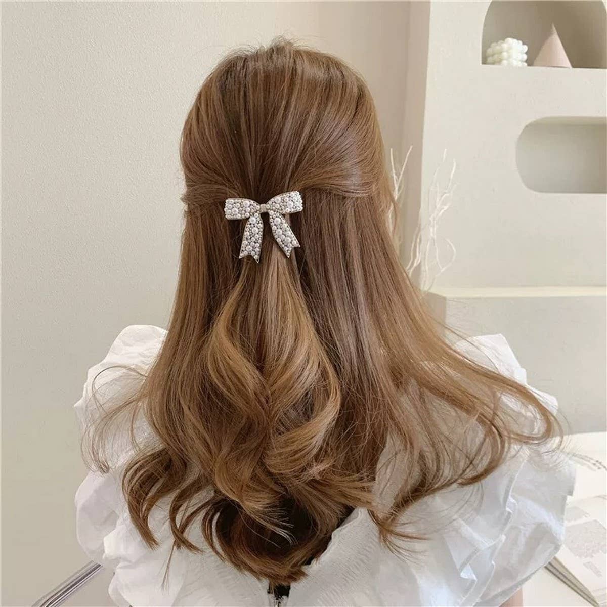 Pearl Bow Hair Clip
