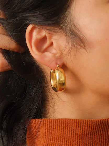 Hunter Hoop Earring