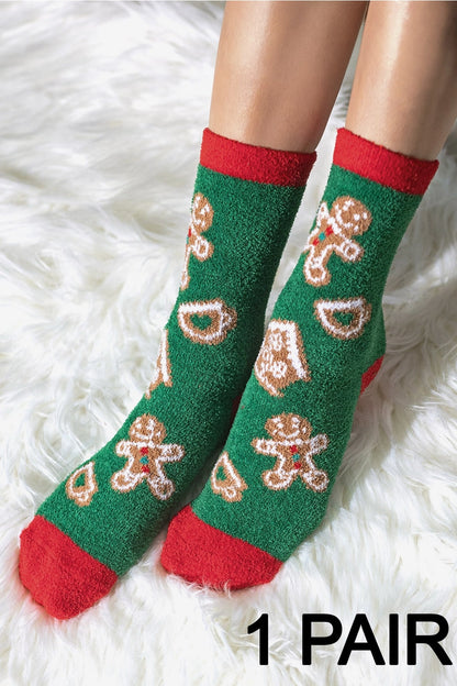 4 Pairs - Festive Holiday Pattern Fuzzy Socks Set