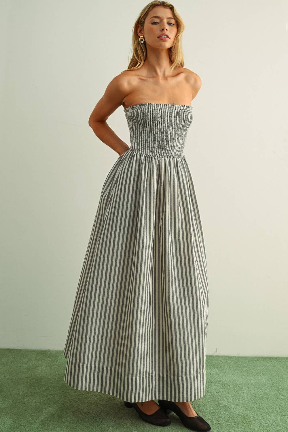 STRIPED FABRIC WITH SMOCKING TOP MAXI DRESS