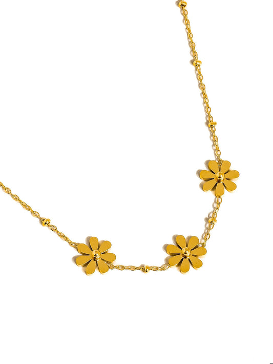Suzette Daisy Necklace