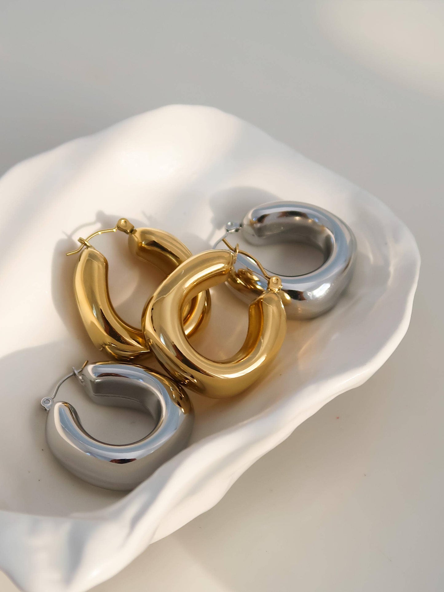 Hunter Hoop Earring