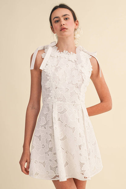 FLORAL CROCHET
