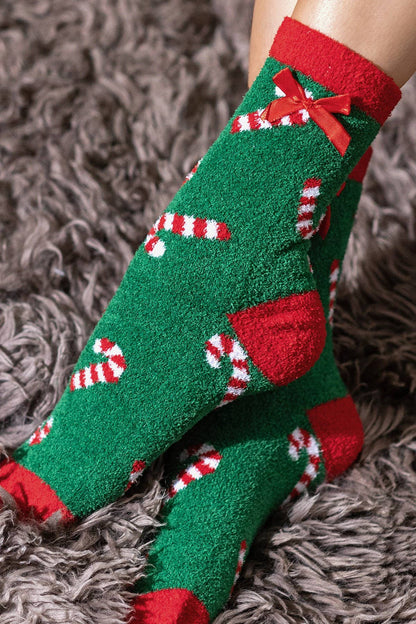 4 Pairs - Festive Holiday Pattern Fuzzy Socks Set