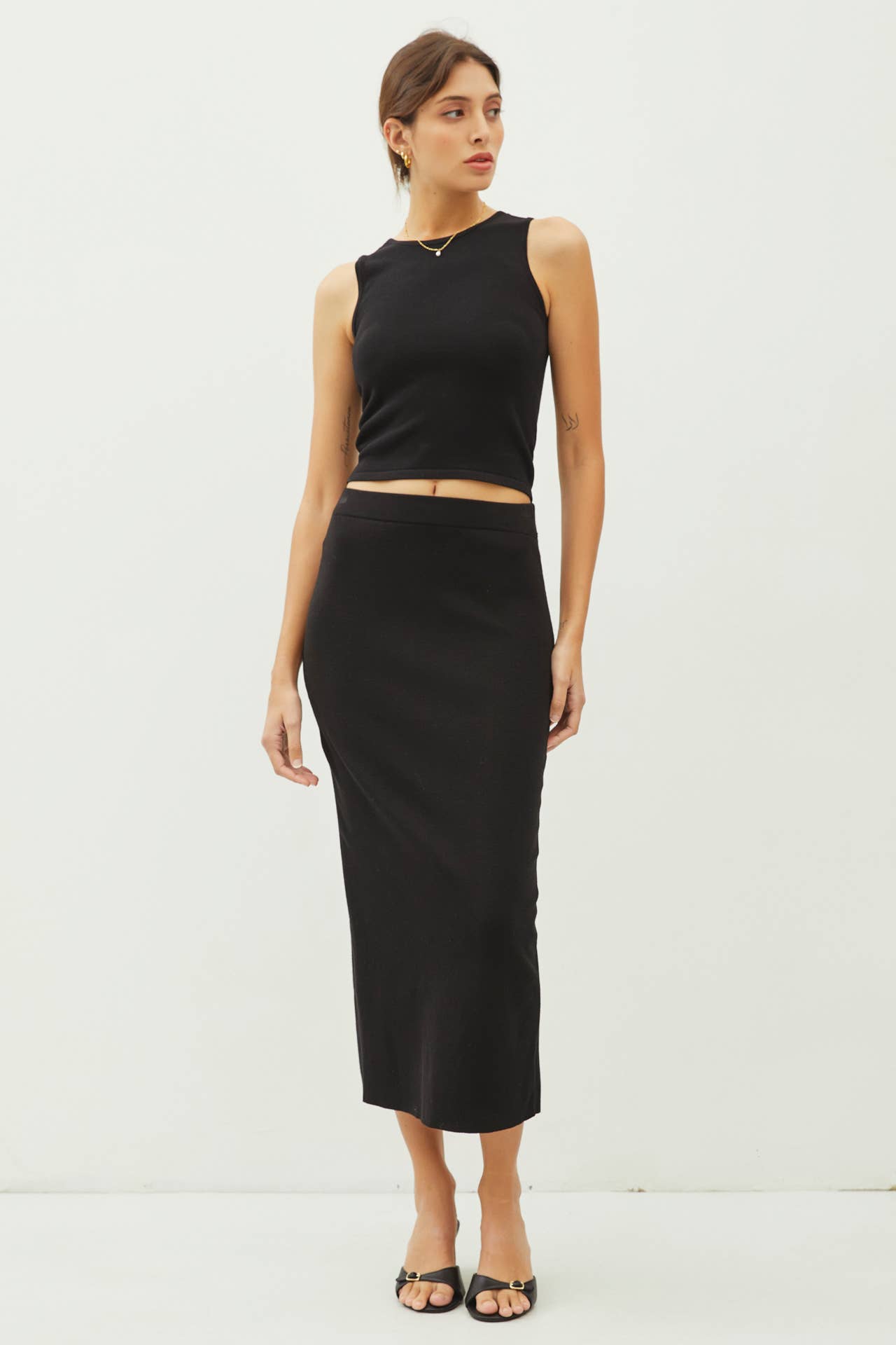 KNITTED HIGH RISE MIDI SKIRT