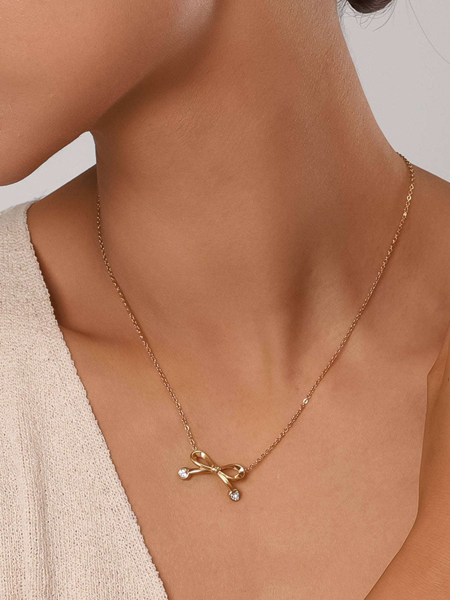 Austin Bow Necklace