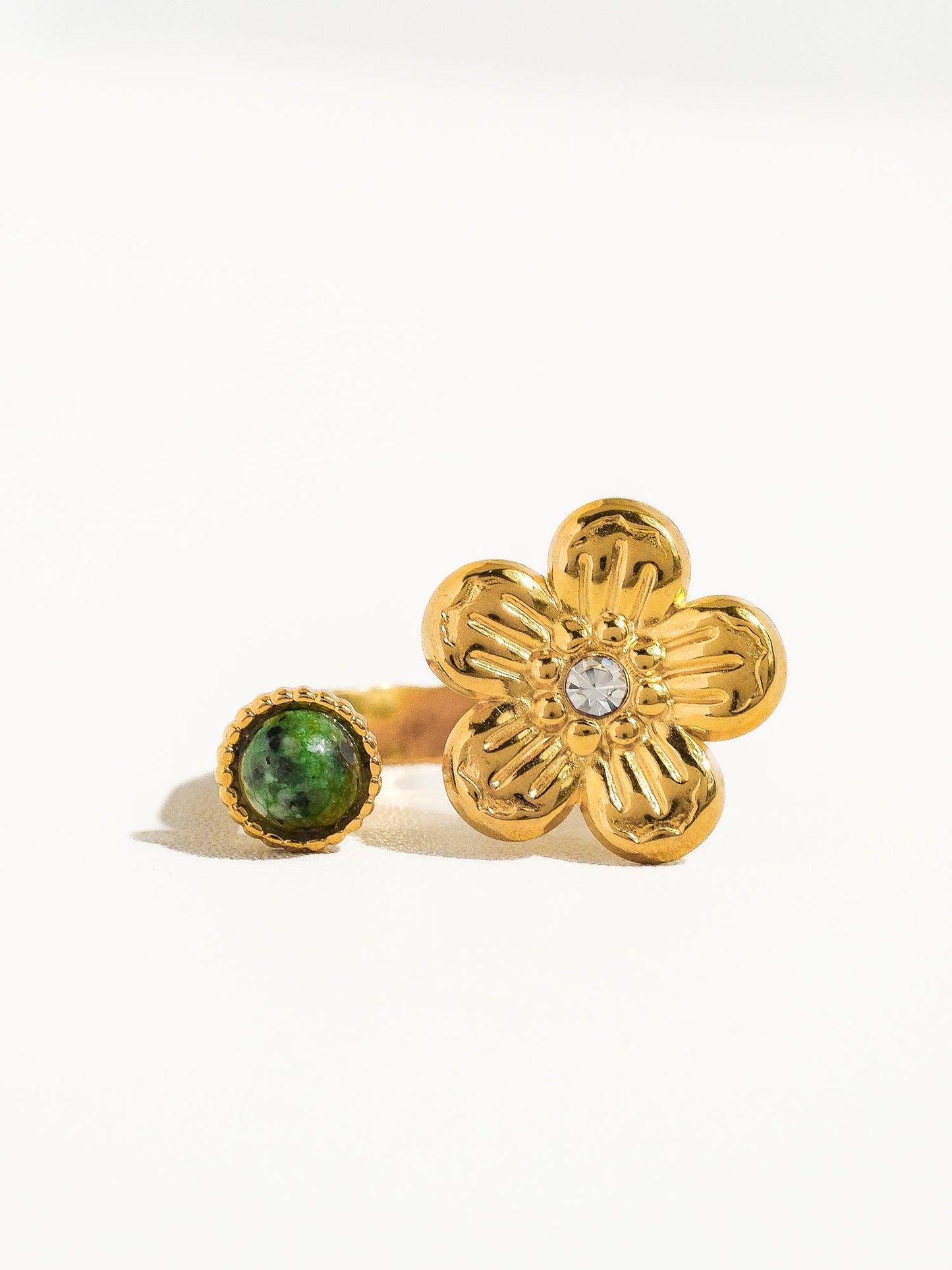 Adjustable Ring With Flower & Stone