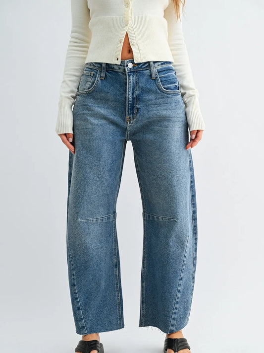 Mid Rise Barrel Jean