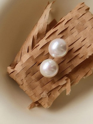 Classic Pearl Studs