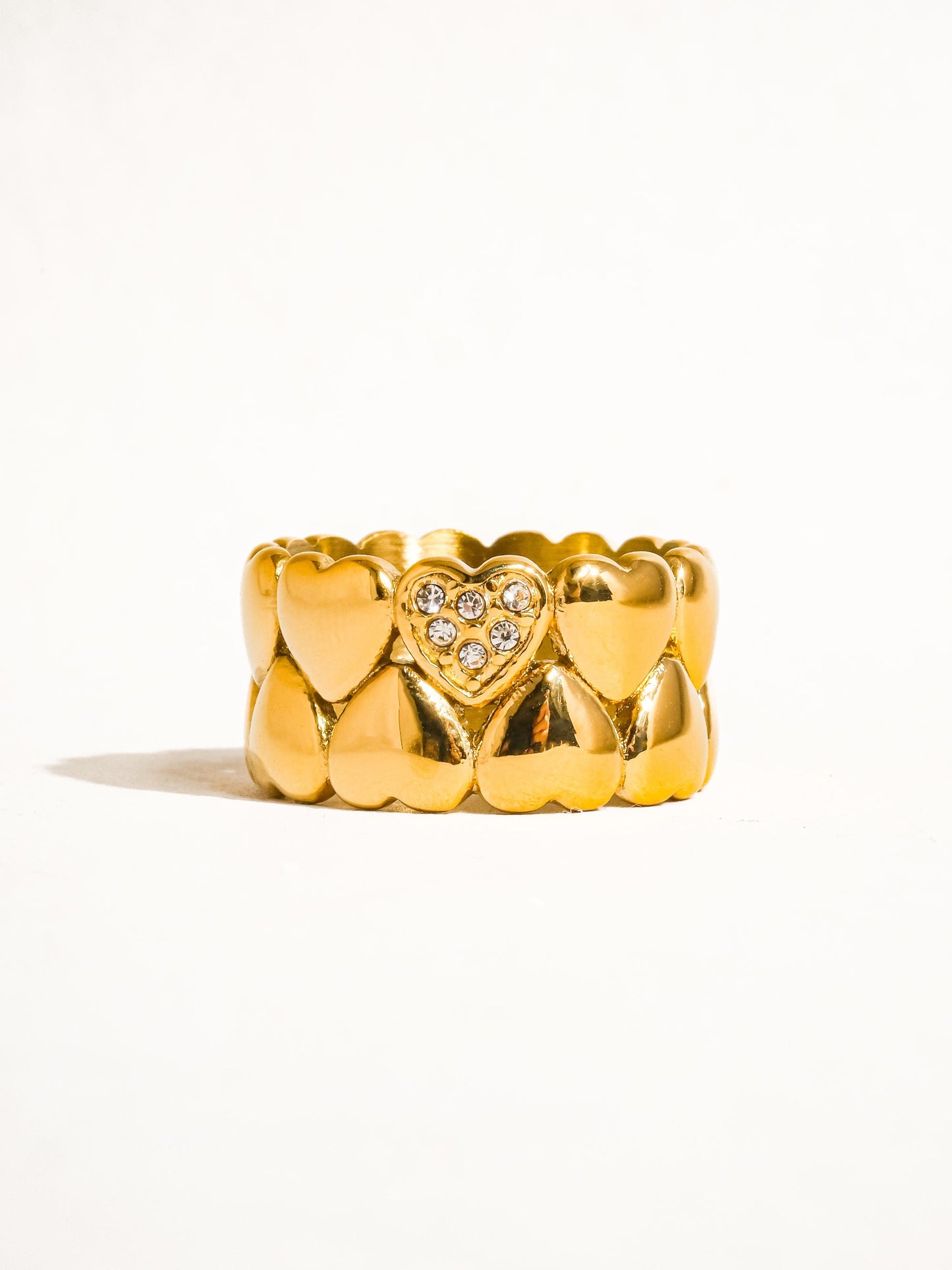 18k Gold Petite Hearts Ring