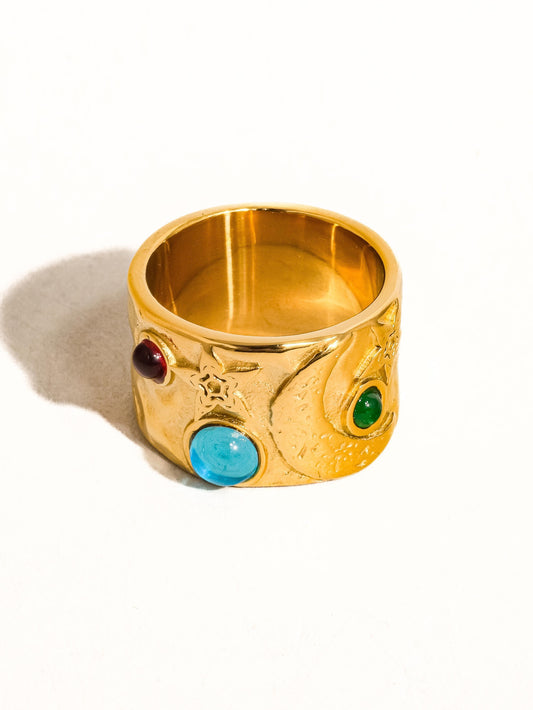 18k Gold Vintage Stone Ring